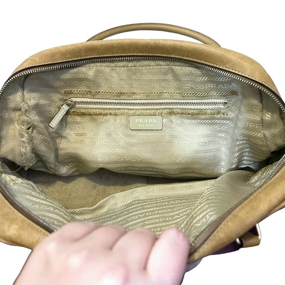 Prada Vitello Drive Bowling Bag Perforated Cream Tan Leather Bag - Picture 7 of 16